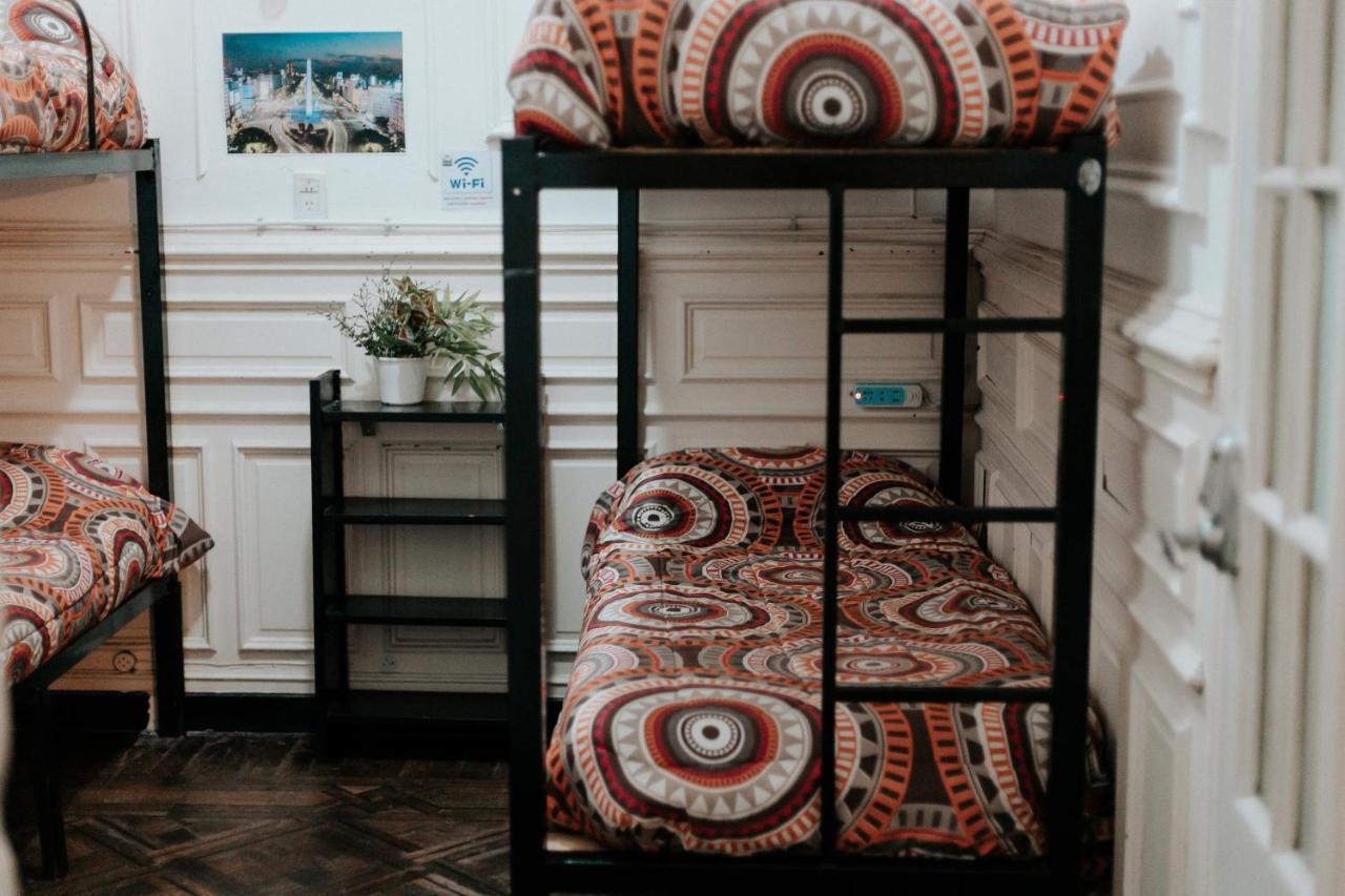 Ideal Center Hostal *