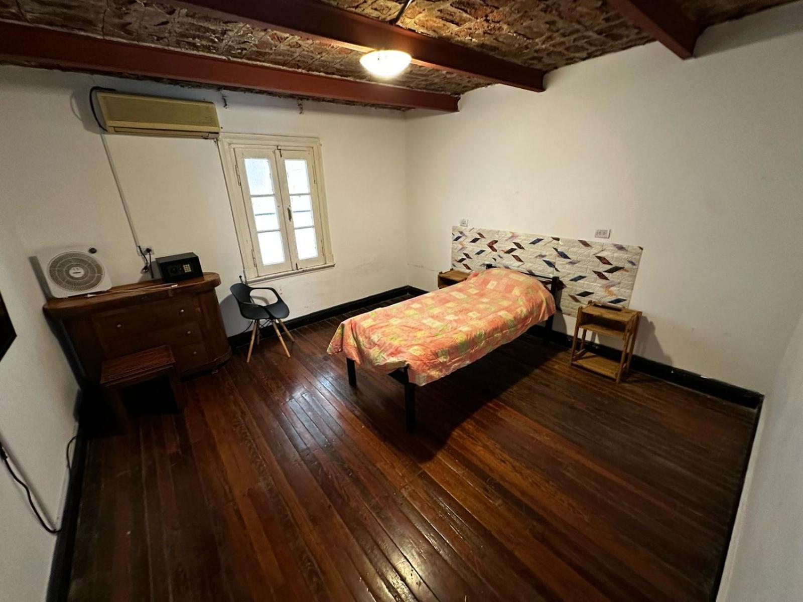 Hostal Ideal Center *