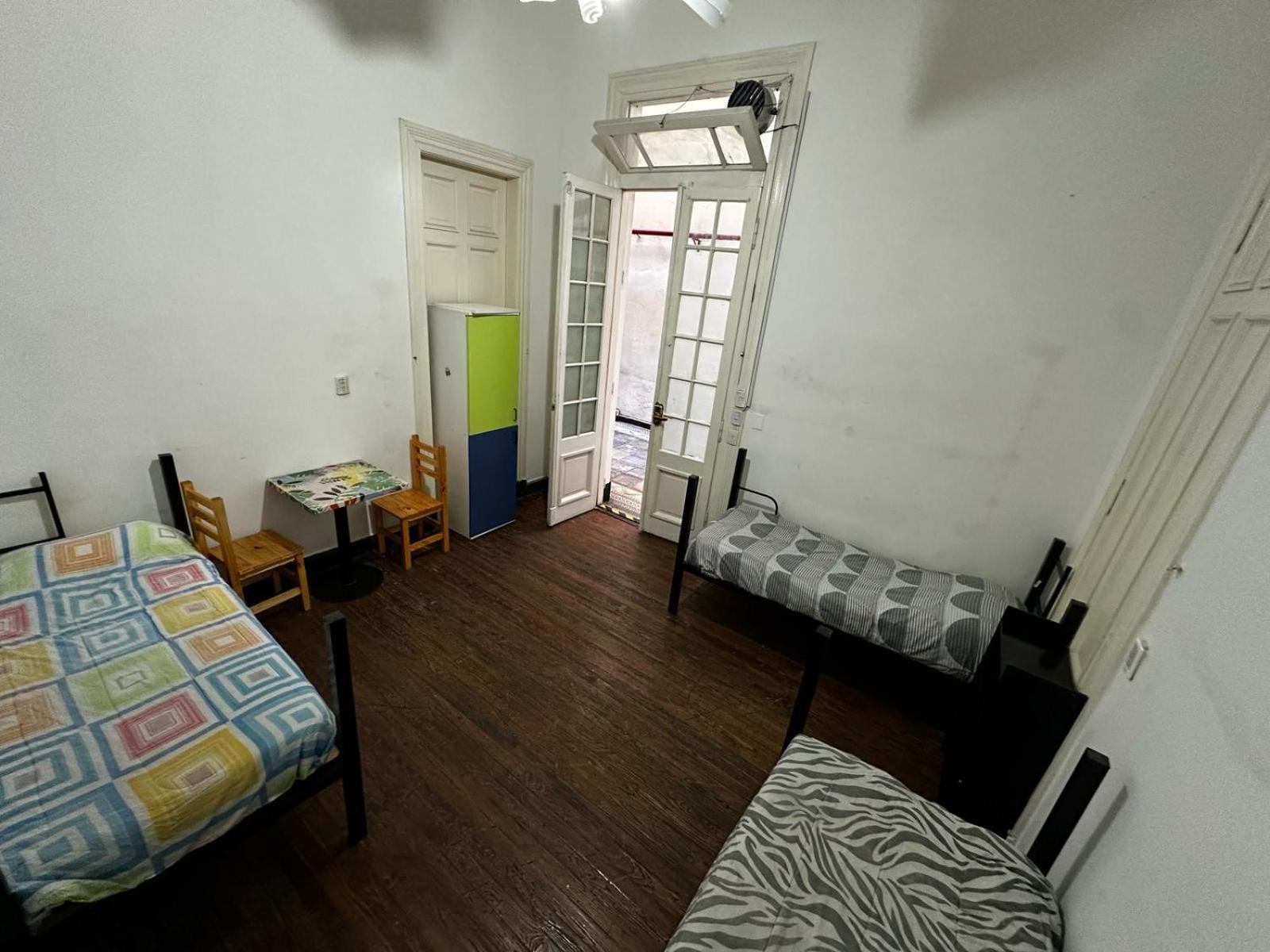 Hostal Ideal Center *
